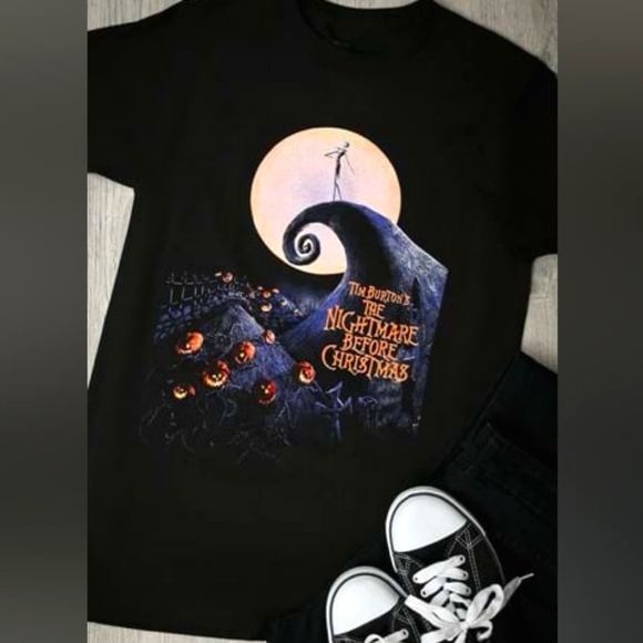 The Nightmare Before Christmas Tee-Shirt NWT - Picture 4 of 4